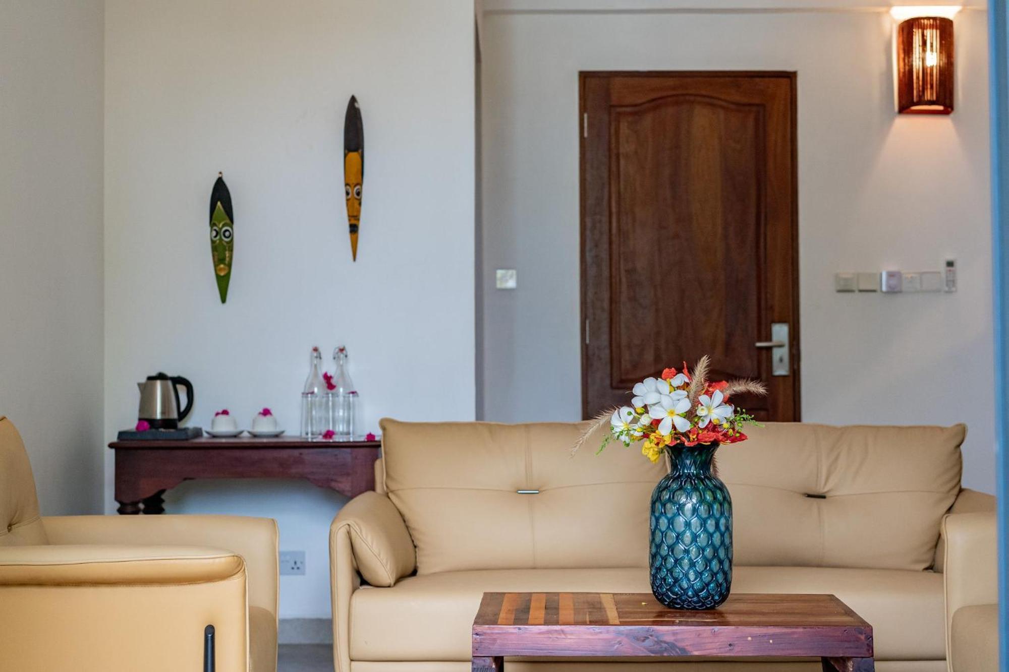 Manolo Beach Resort Уроа Стая снимка