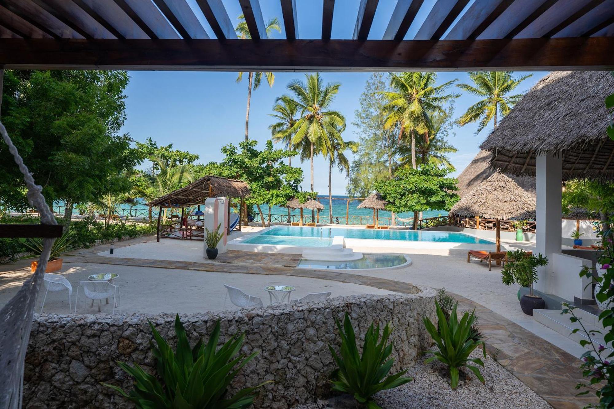 Manolo Beach Resort Уроа Стая снимка