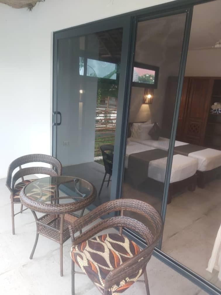 Manolo Beach Resort Уроа Стая снимка
